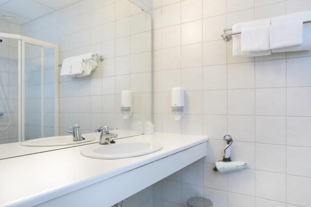 Aalesund Airport Hotel Ytterland Esterno foto